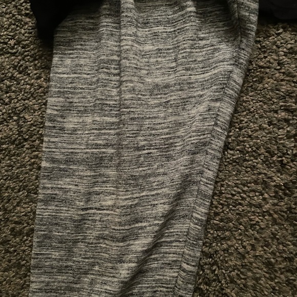 Women’s Leggings and cowl neck matching hoodie (bought together) - Picture 2 of 2